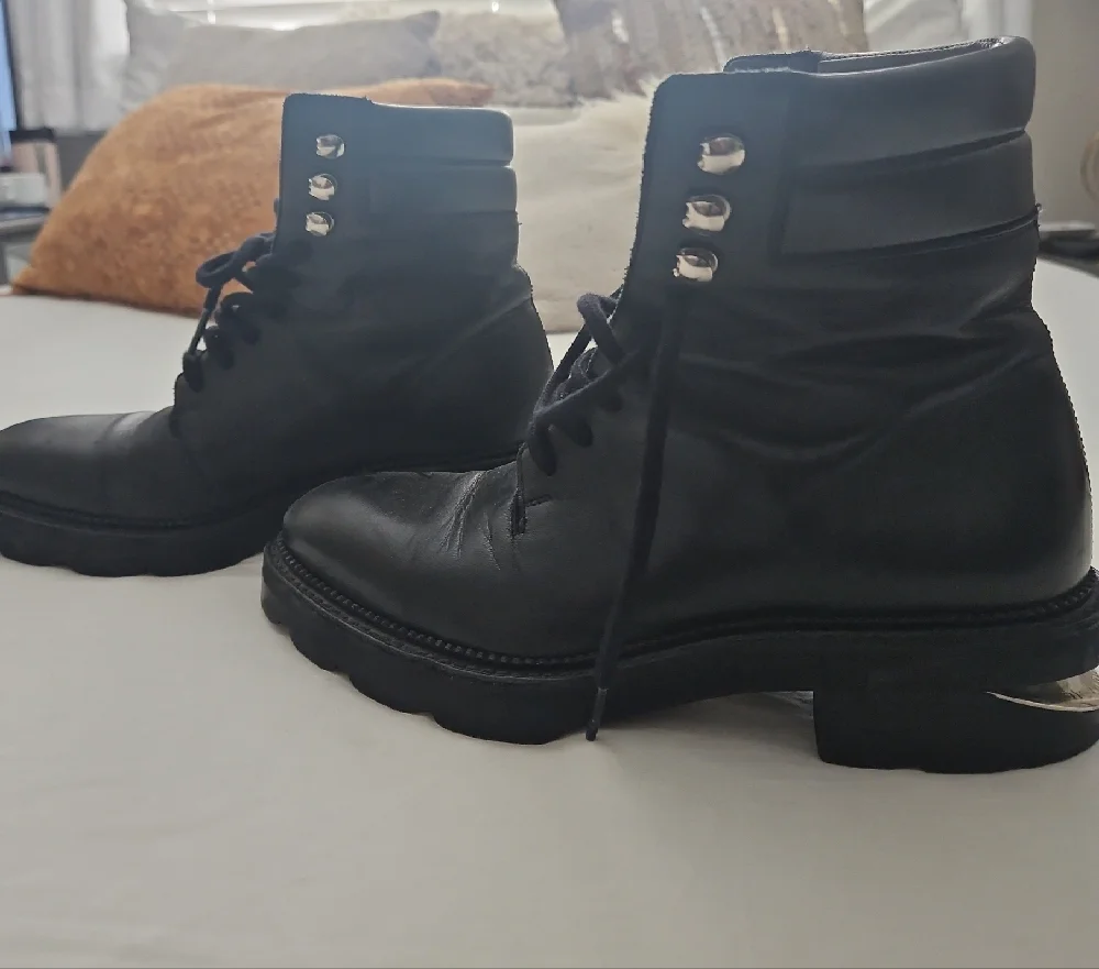 Alexander Wang Black Leather Combat Boots with Silver Eyelets - Picture 3 of 7
